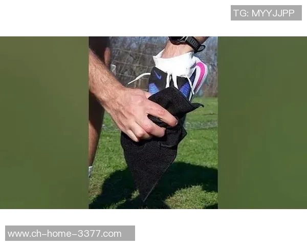 足球鞋清洗全攻略教你轻松去除污垢保持鞋面如新